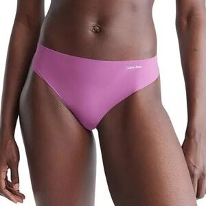 Calvin Klein Invisibles Thong XS Amethyst Purple NWT D3428